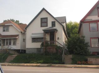 2942 N 27th St #A, Milwaukee, WI 53210