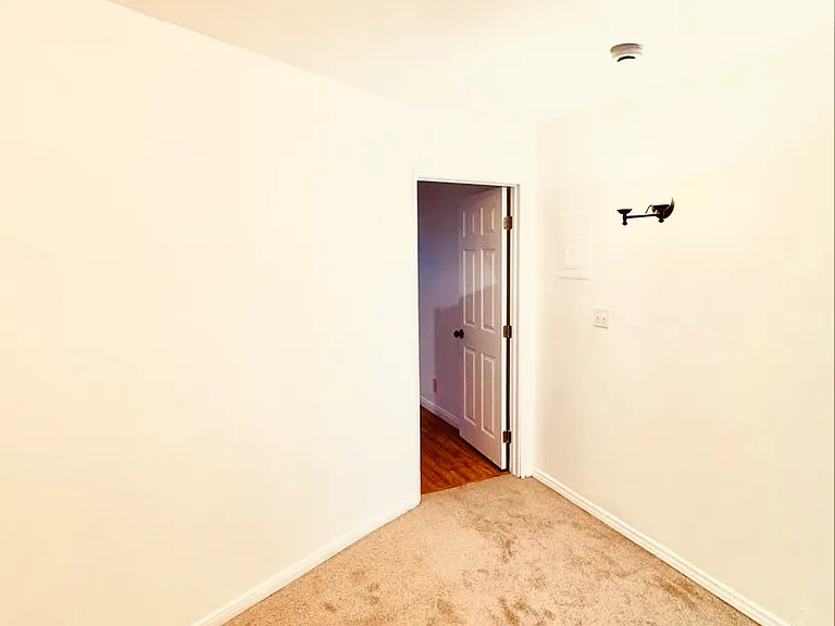 415 s verdugo llc — Photo 16