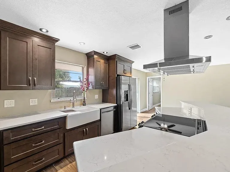 1485 Morgan Dr — Photo 7