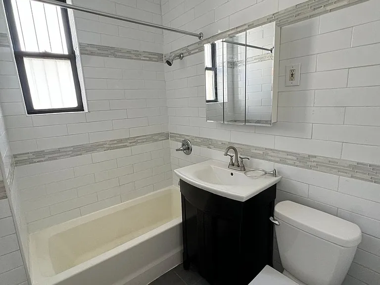 216 E 93rd St #3A — Photo 14