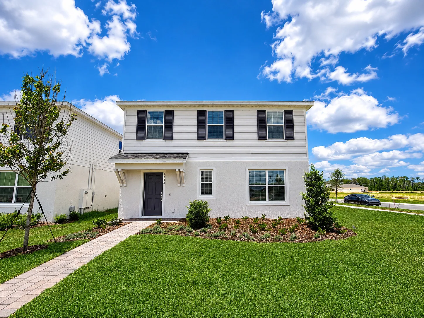 4 bed, 6368 sqft, $3,999 — Photo 2