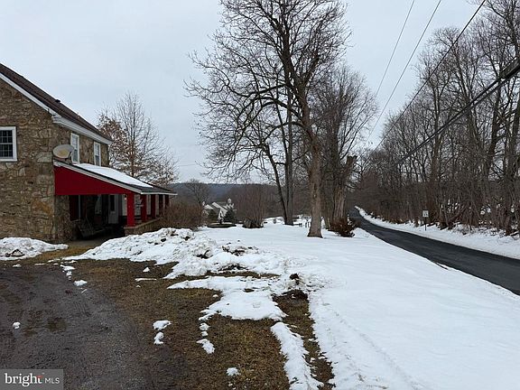 5th image of 280 Mapleflower Rd