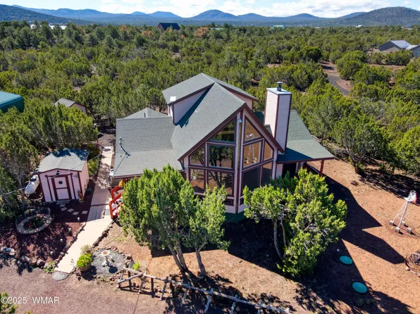 177 Palomino Cir, Vernon, AZ 85940