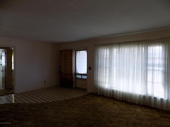 3rd image of 1911 Karen St