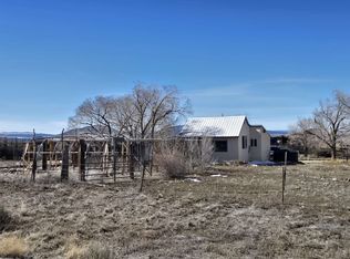 3204 State Highway 522, Questa, NM 87556