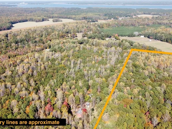 Tabernacle Rd, Barhamsville, VA 23011