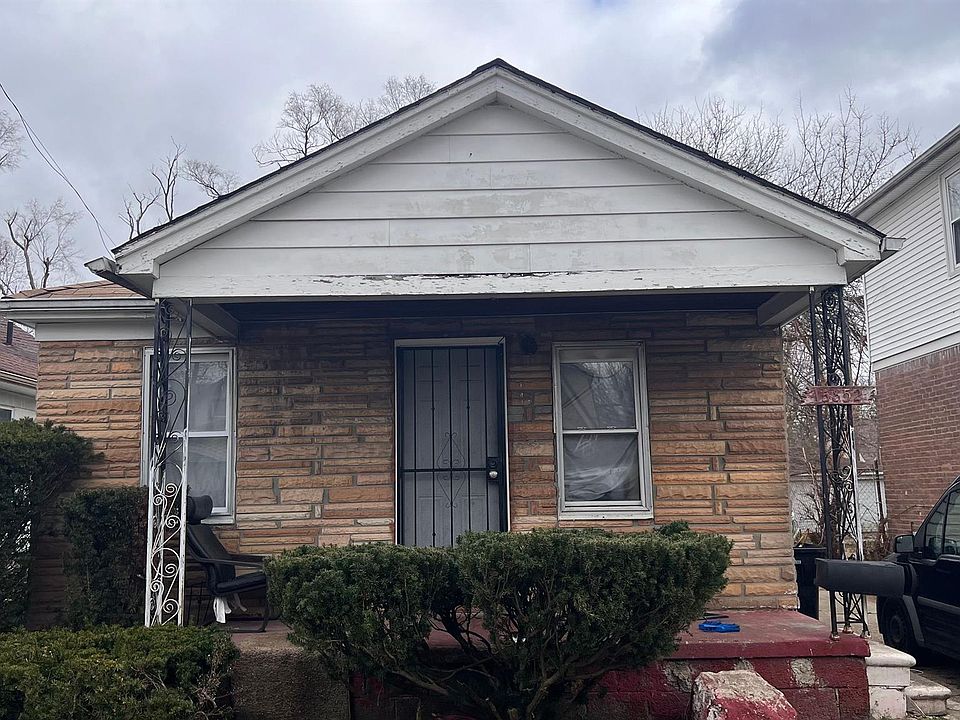 1st image of 15852 Marlowe St