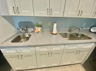 39 Easthampton B, West Palm Beach, FL 33417
