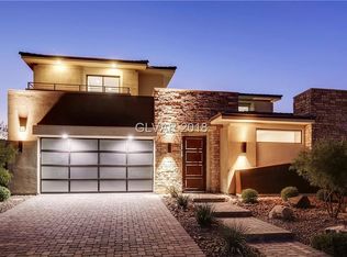 19 Moonfire Dr, Las Vegas, NV 89135