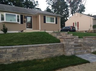 8 Frandsen Ave, South River, NJ 08882