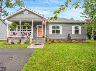 21 10th St, Colonial Beach, VA 22443