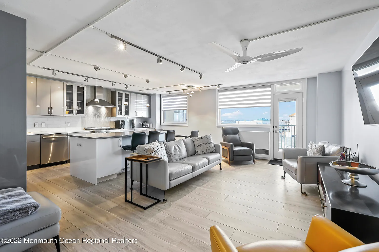 675 Ocean Ave APT 5L photo 1