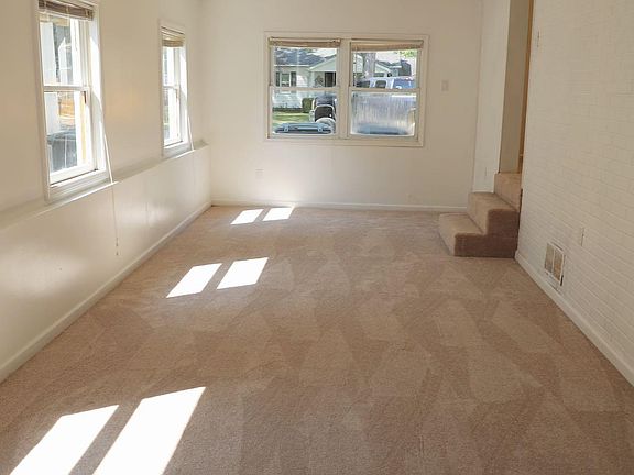 5th image of 5221 N Fares Ave