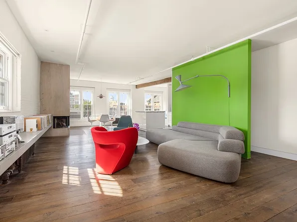 140 Thompson St APT 6C, New York, NY 10012