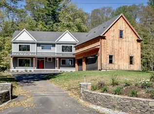 40 Maple St, Sherborn, MA 01770