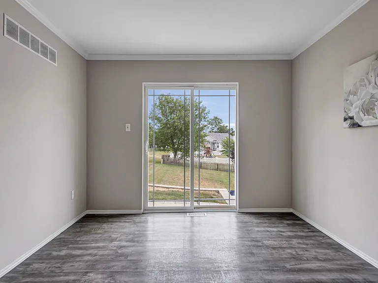 176 Pheasant Point Blvd — Photo 9