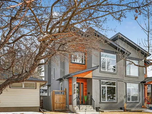 3736 W 44th St SW, Calgary, AB T3E 3S2