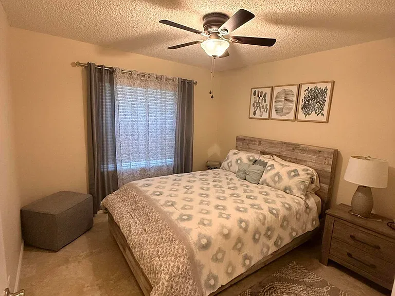 5584 Priscilla Ln — Photo 32