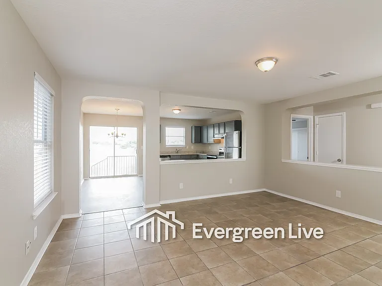 9218 Blazer Pl — Photo 5