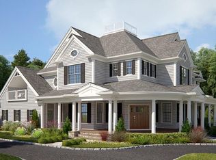 111 Elm St, Dartmouth, MA 02748