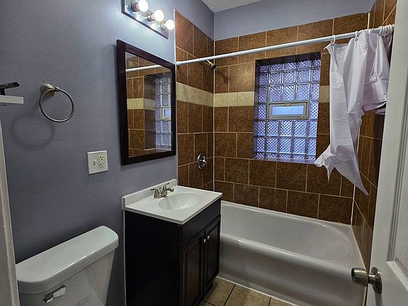 5th image of 6355 S California Ave #1