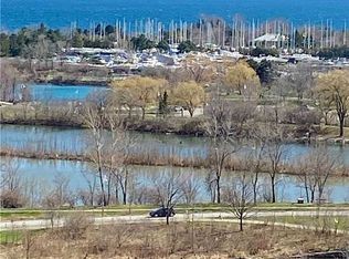 65 Annie Craig Dr #1210, Toronto, ON M8V 0G3