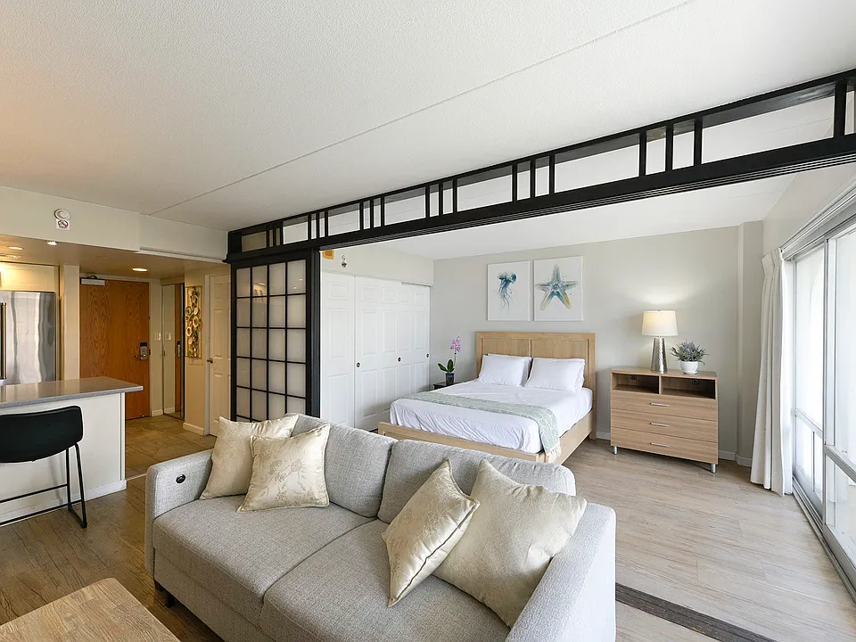 1777 Ala Moana Blvd #1017