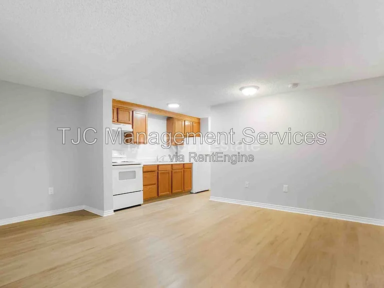 1341 N Ogden St #305 — Photo 3