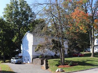 4 Park View Dr #B, Worcester, MA 01605