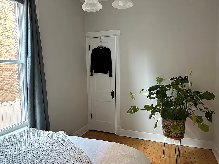2320 W Iowa St #1F — Photo 12