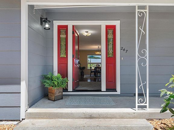 4th image of 247 Greenwood Terrace