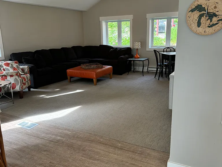 3756 Springwater Beach Rd — Photo 12