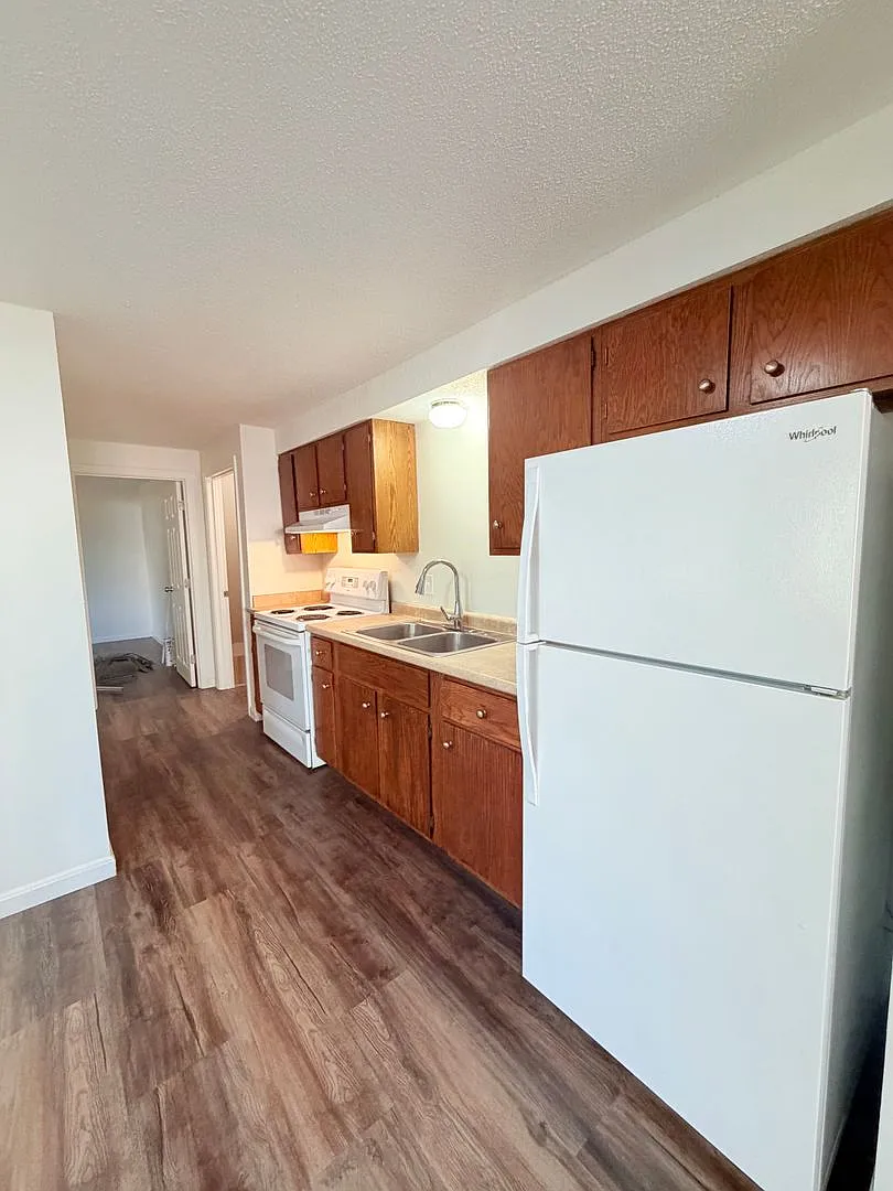 275 Massabesic Street — Photo 2