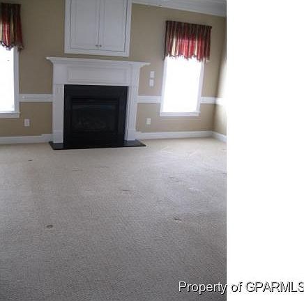 4th image of 3953 Ashcroft Dr