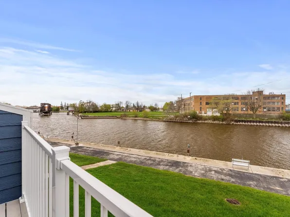 1609 16th STREET Unit D, Two Rivers, WI 54241
