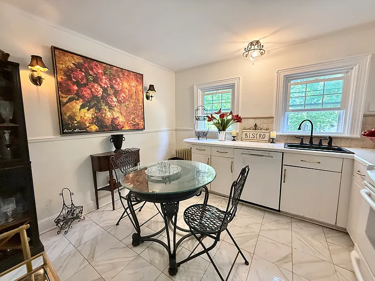 76 Elm St #2 — Photo 15