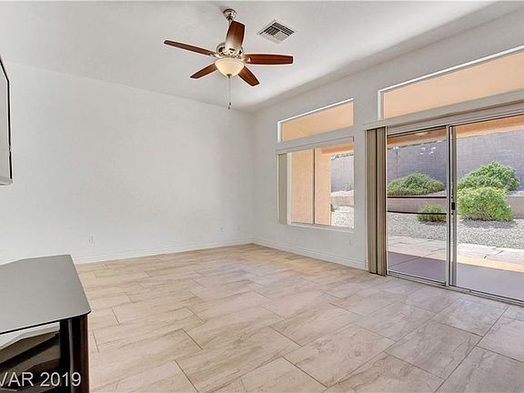 4th image of 3017 Childress Dr