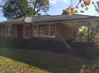 210 Lagrange St, Newnan, GA 30263