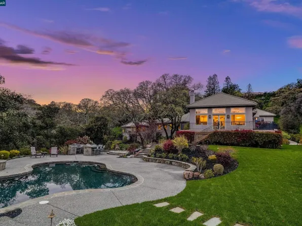 2178 Las Trampas Rd, Alamo, CA 94507