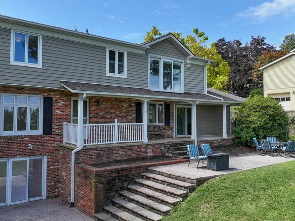 1100 Broadview Dr, Annapolis, MD 21409