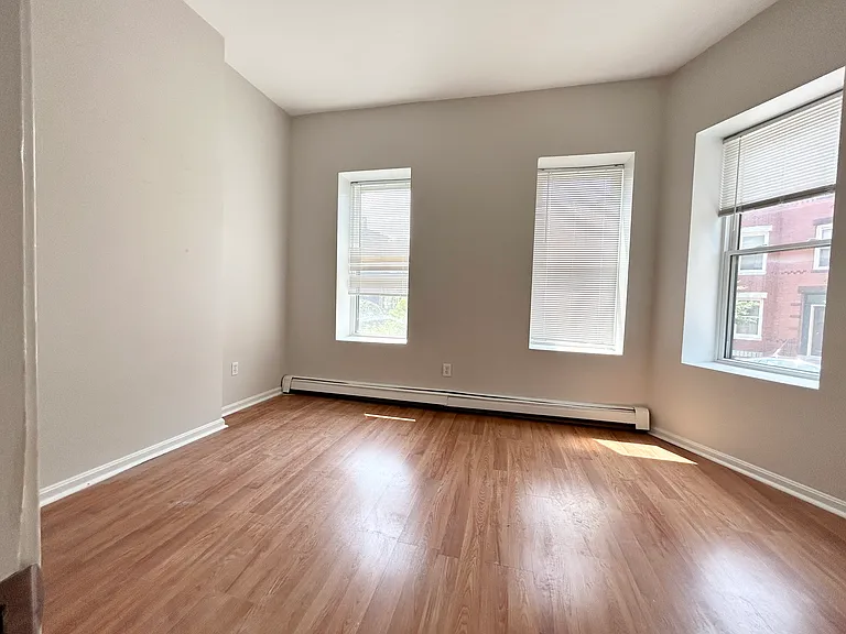 96 Hammond St #3 — Photo 17