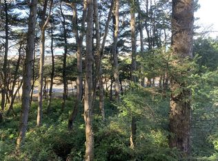 1617 NW Bayshore Dr, Waldport, OR
