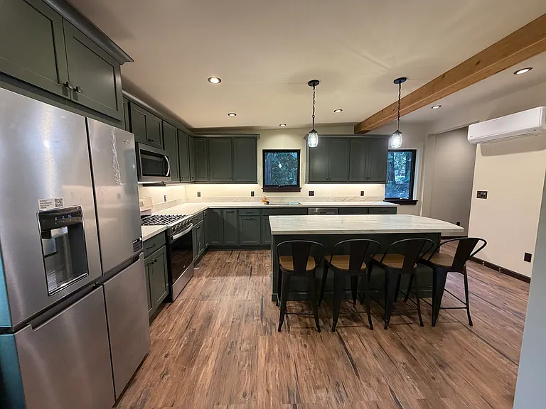 805 Bunker Dr — Photo 3