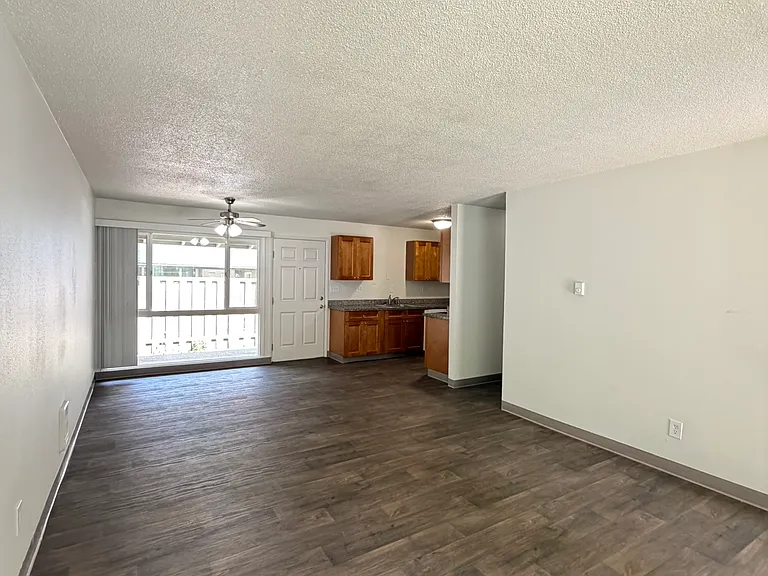 9457 N Bristol Ave #2 — Photo 6