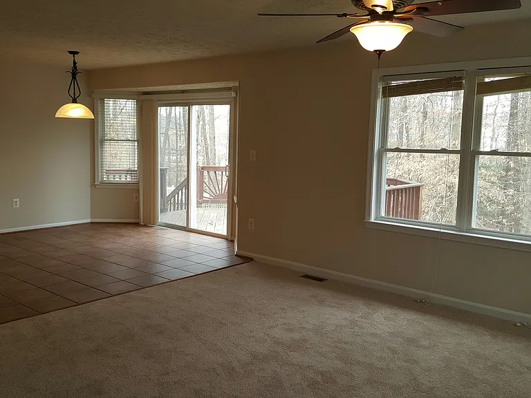 10122 Chesney Dr — Photo 16