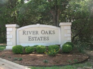 1000 Bent Oaks Ct, China Spring, TX 76633