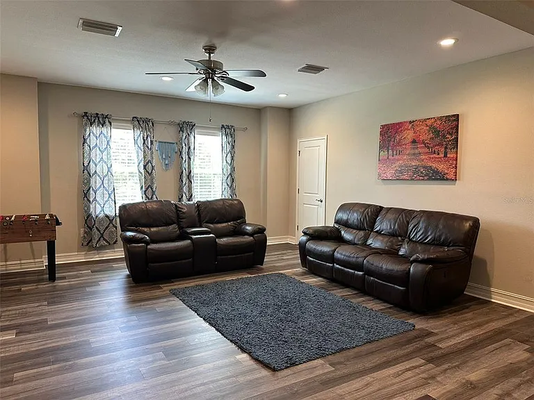 16317 Hyde Manor Dr — Photo 10