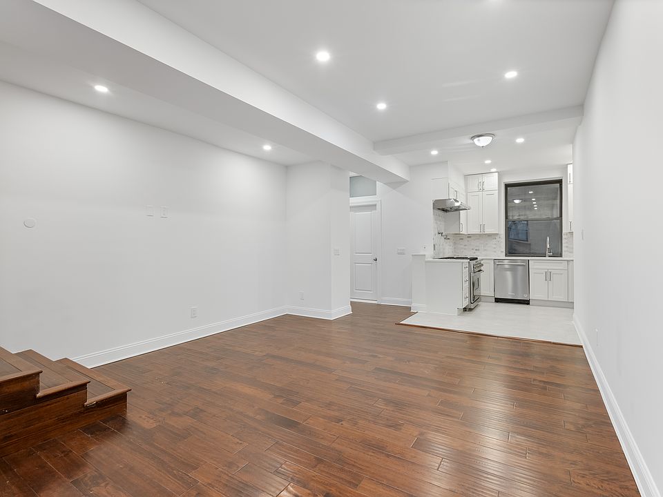 1st image of 303 E 37th St