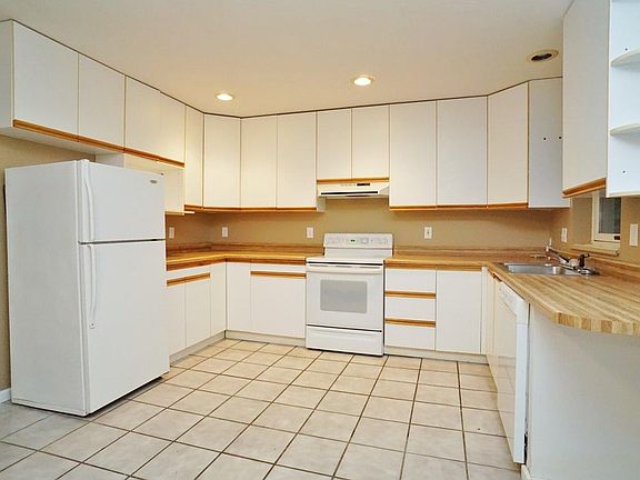 4th image of 1516 N 22nd St