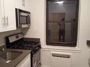 21106 75th Ave #5D, Oakland Gardens, NY 11364